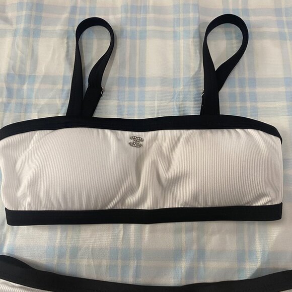 Celine's Classic Black And White Bikini Top Is A Bandeau-Style Halter Top. - Picture 2 of 7